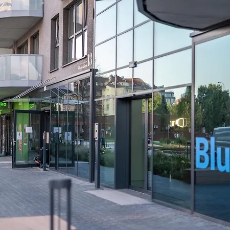 Cinema Wroclaw In City Centre - River View - Parking Апартаменты Вроцлав