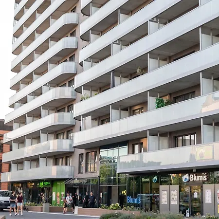 Cinema Wroclaw In City Centre - River View - Parking Апартаменты *