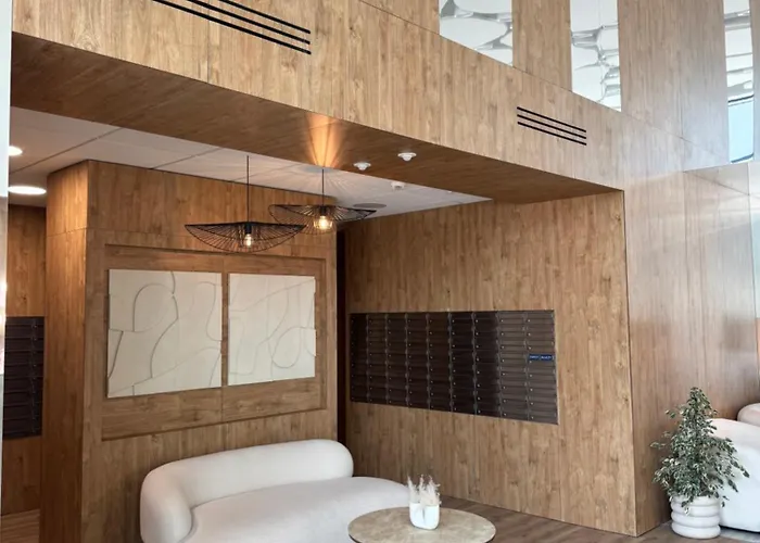 Appartement Modern In The Centre - Cinema 1114 *